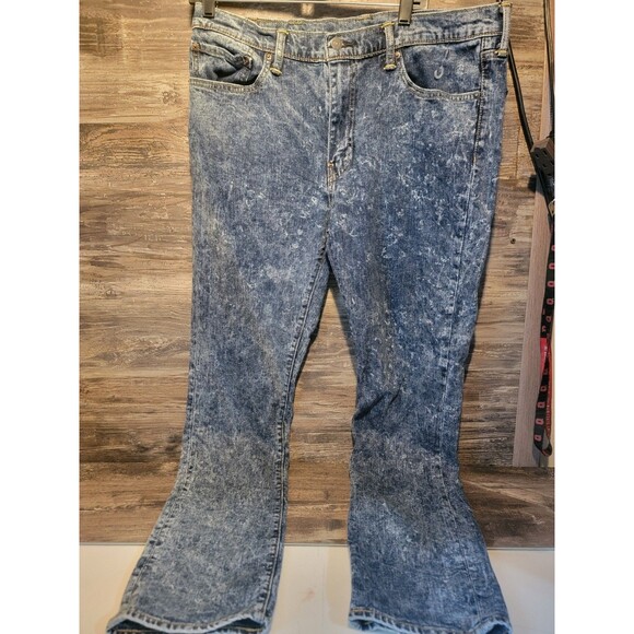 Levis Jeans Mens 38 x 34 Light Blue Acid-Wash Denim 511 Straight Leg - Picture 1 of 6